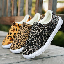 Laden Sie das Bild in den Galerie-Viewer, Unisex Leopard Flache Baumwollschuhe, bequeme Hausschuhe