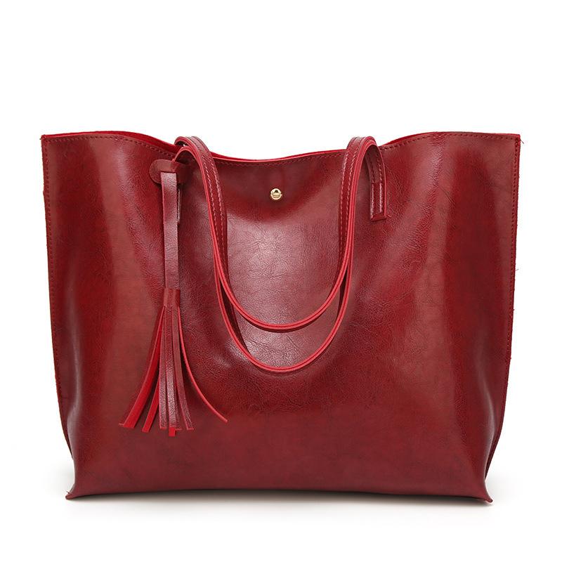 Modische Damen Tasche mit Quasten